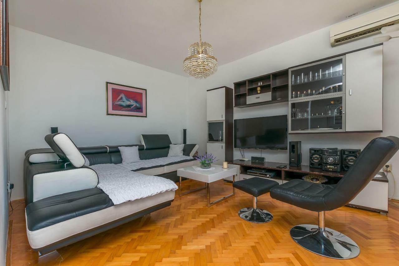 Apartment Marijana Omiš Dış mekan fotoğraf