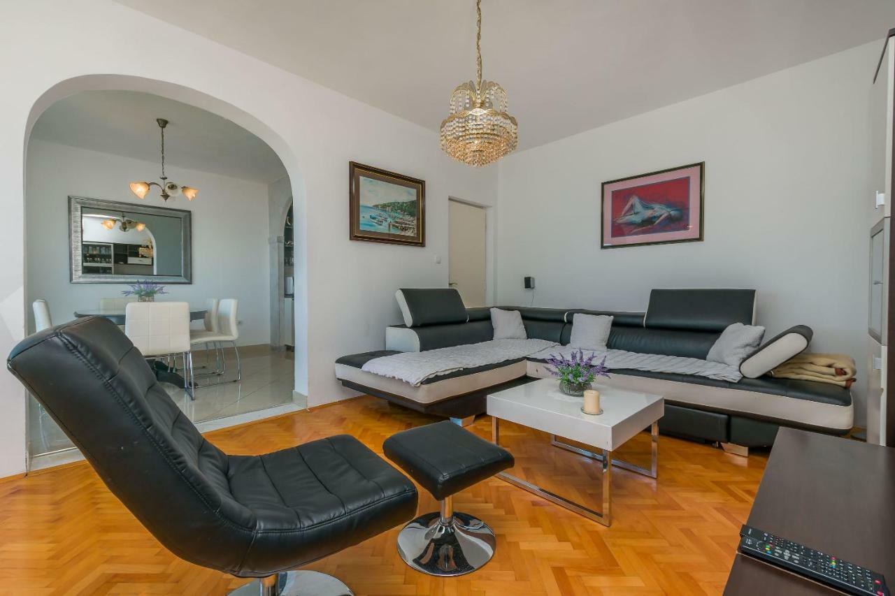 Apartment Marijana Omiš Dış mekan fotoğraf